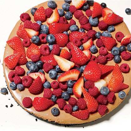 No-bake chocolate cheesecake with mixed berries