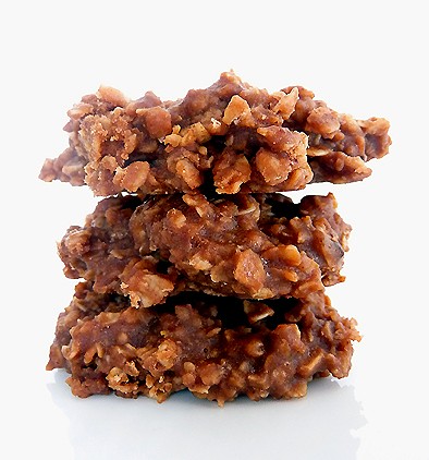 No-bake chocolate, peanut butter & oatmeal cookies
