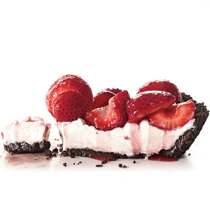 No-bake fresh strawberry pie