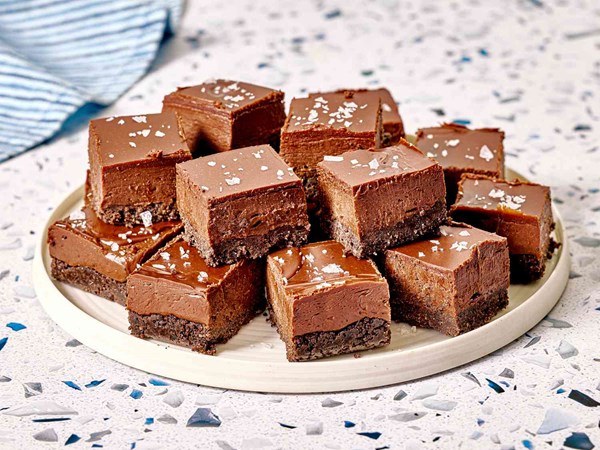 No-bake fudgy chocolate squares 