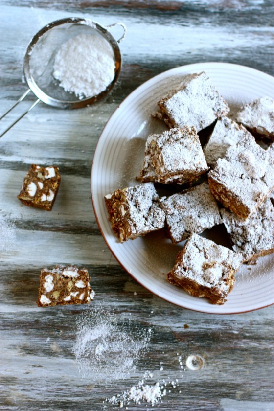 No-bake rocky road bars