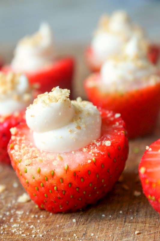No bake strawberry cheesecake bites