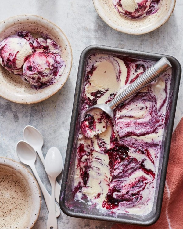 No churn blueberry mascarpone ice cream