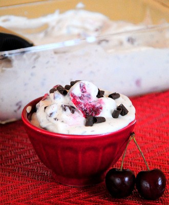 No churn cherry Garcia ice cream