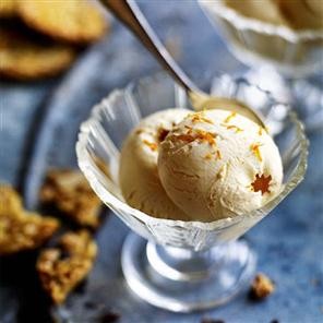 No-churn clementine ice cream