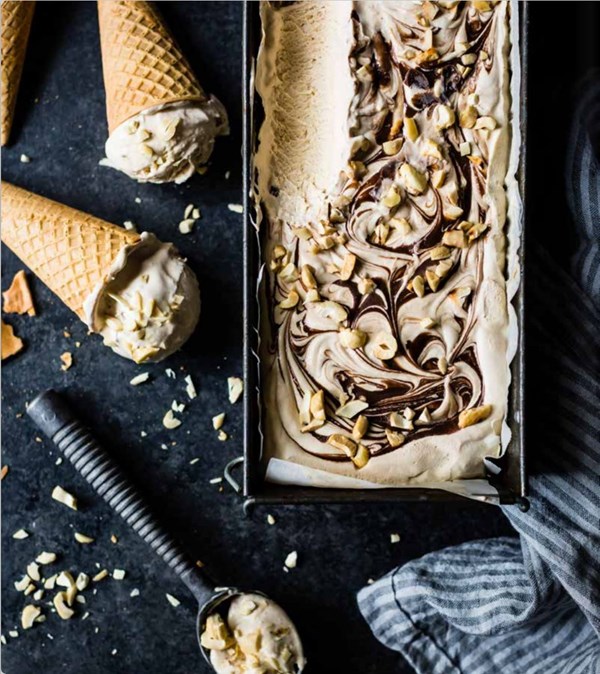 No-churn coffee ice cream with cashews and chocolate-chili drizzle