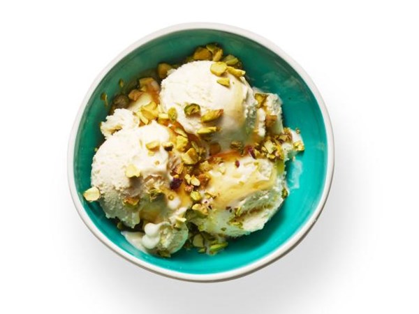No-churn frozen yogurt