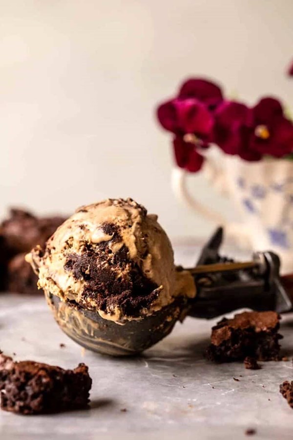 No churn fudge brownie coffee ice cream
