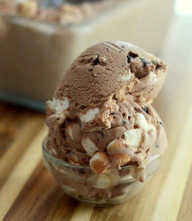No churn mocha marshmallow chip ice cream
