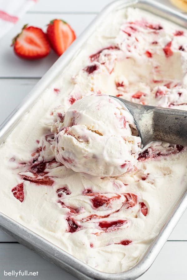 No-churn strawberry ice cream