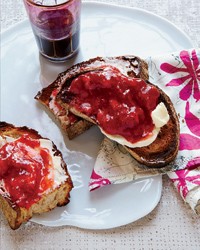 No-cook strawberry jam