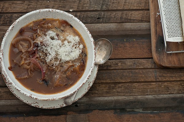 No-cry roast onion soup