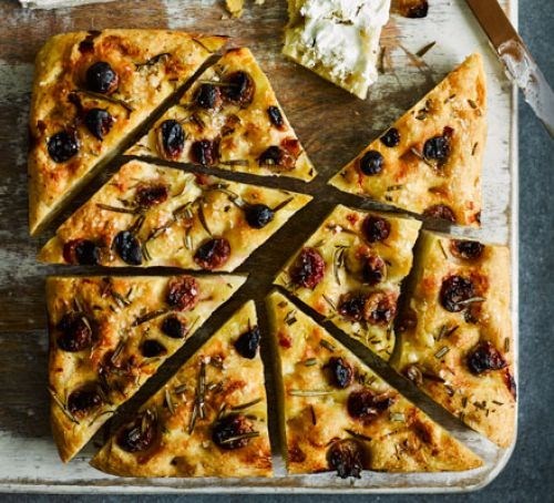 No-knead grape & rosemary focaccia 