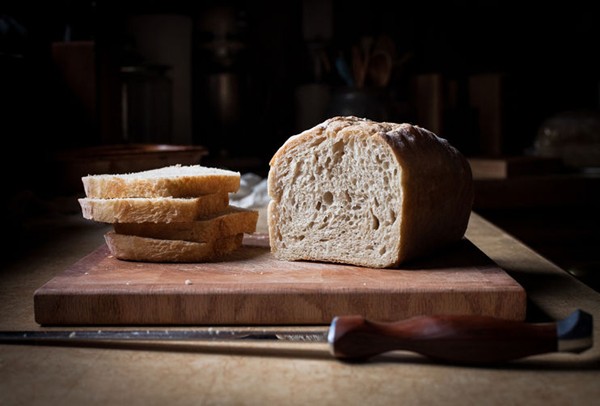 No-knead sandwich bread