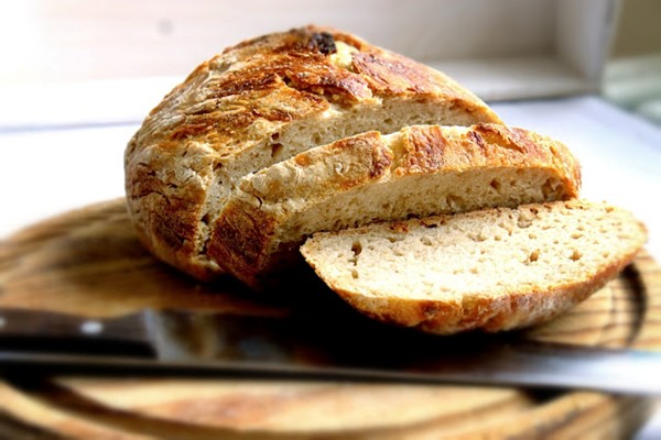 No knead sourdough bread