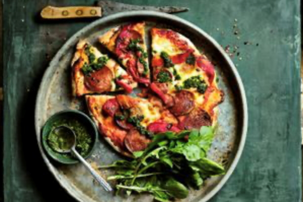 No-knead spicy soppressata pizza