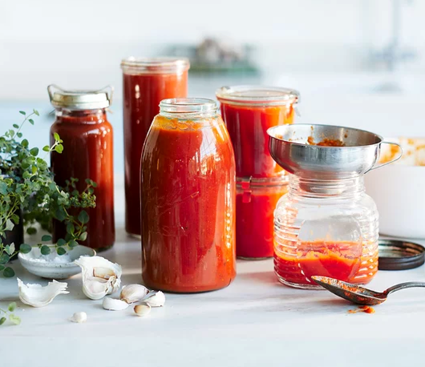 No-peel slow-cooker marinara sauce