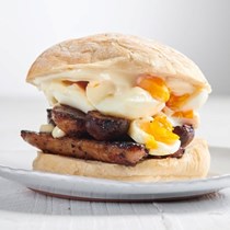 No.12 Sausage & egg [sandwich]