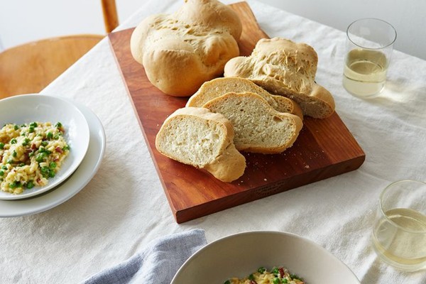 Nonno Corrado's everyday Tuscan bread