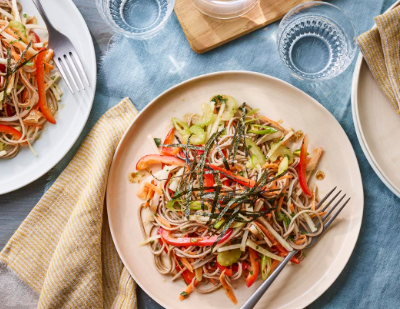 Noodle nori salad