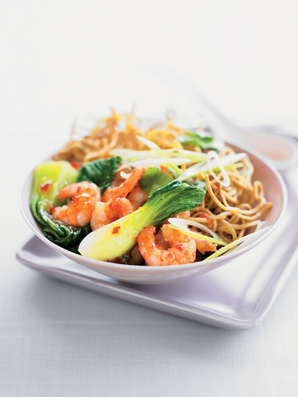 Noodles with prawns and pak choi