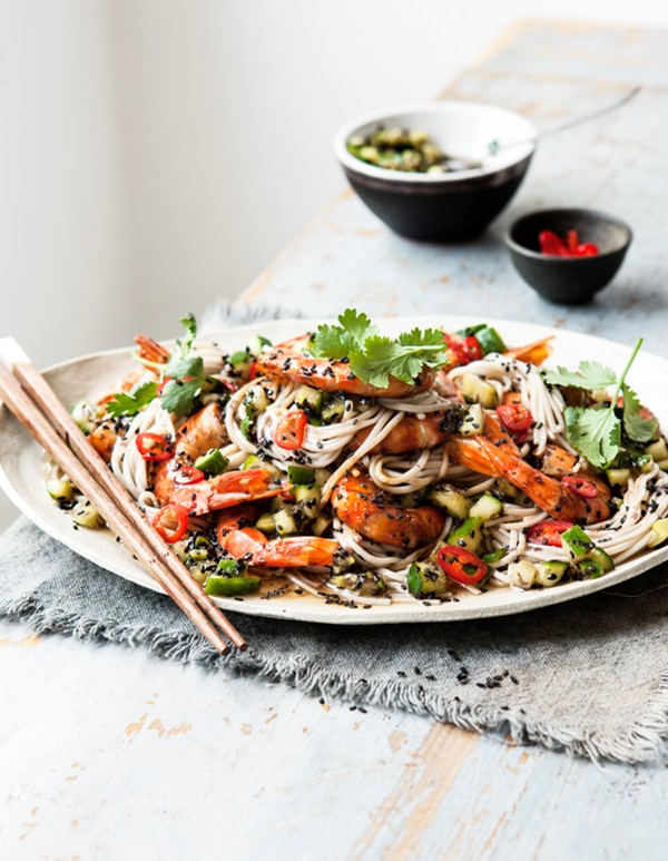 Noodles with prawns and pickled cucumber
