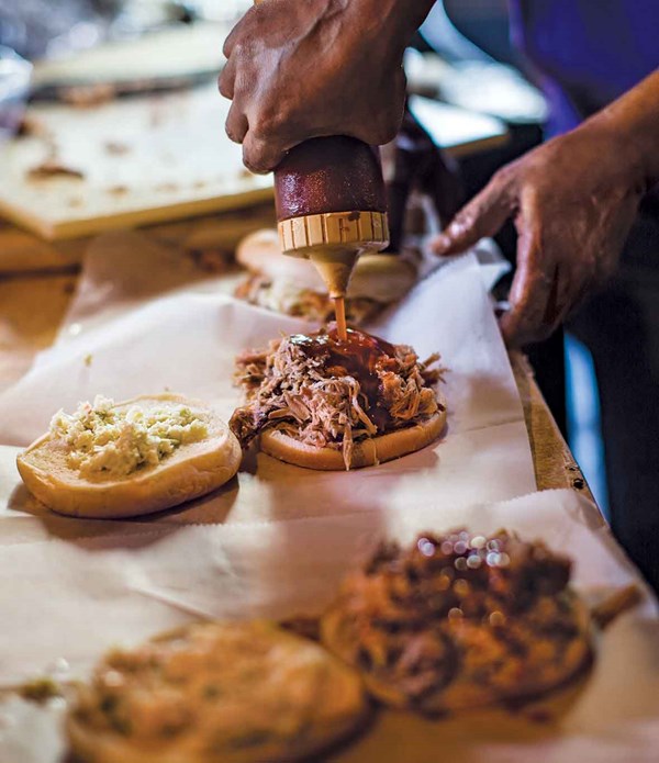 North Carolina vinegar barbecue sauce