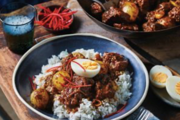 Northern Thai pork belly curry (Hung lay)