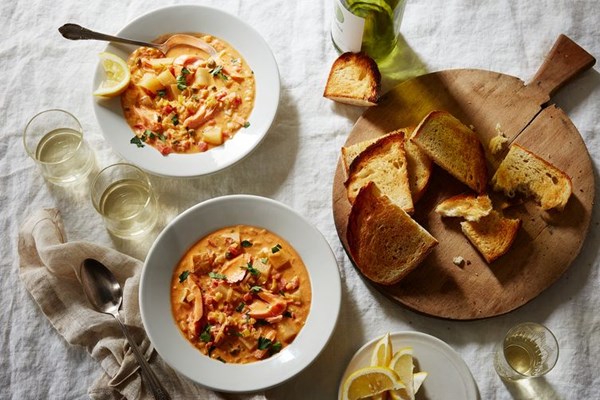 Northwest smoked salmon chowder