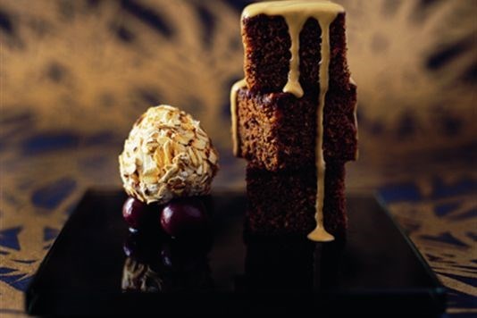 Nosey parkin pudding