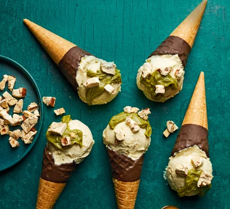 Nougat and pistachio ice cream