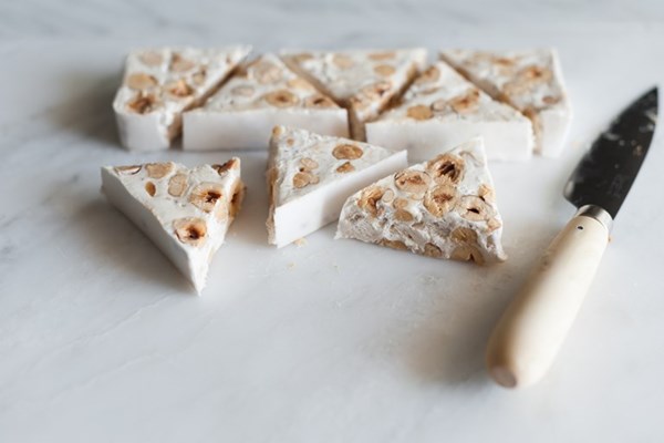 Nougat with vanilla and citrus (Torrone di cremona)