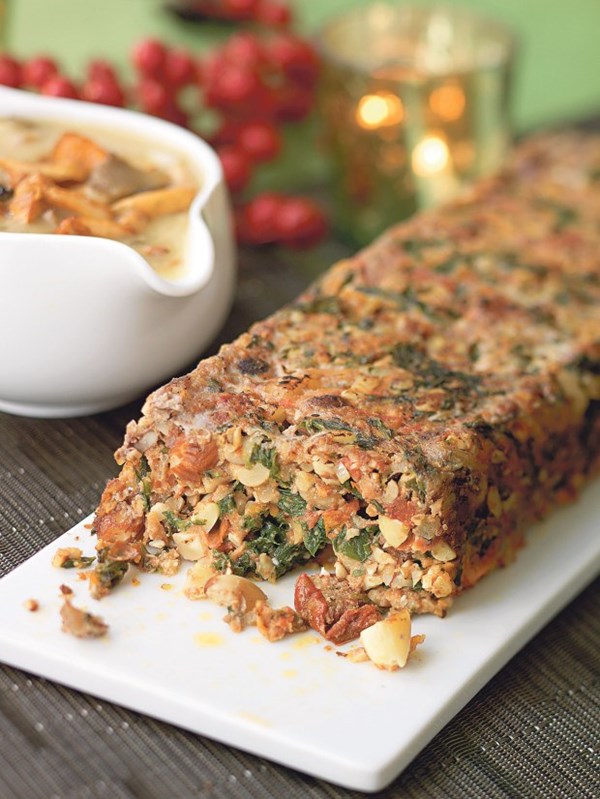 Nut & spinach roast with wild mushroom gravy