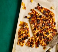 Nut brittle