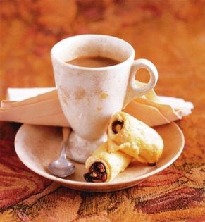 Nut-filled cookie sticks (Sfratti)