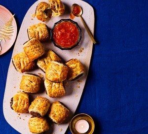 Nut roast rolls