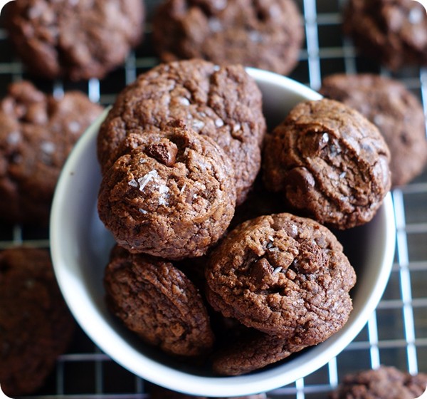 Nutella chocolate chip sea salt-sprinkled cookies