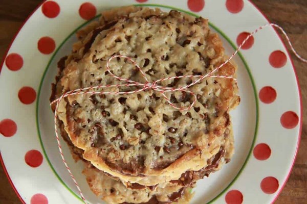 Nutella oatmeal lace cookies
