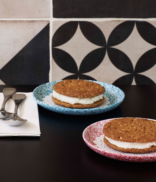 Nutter butter ice cream sandwiches