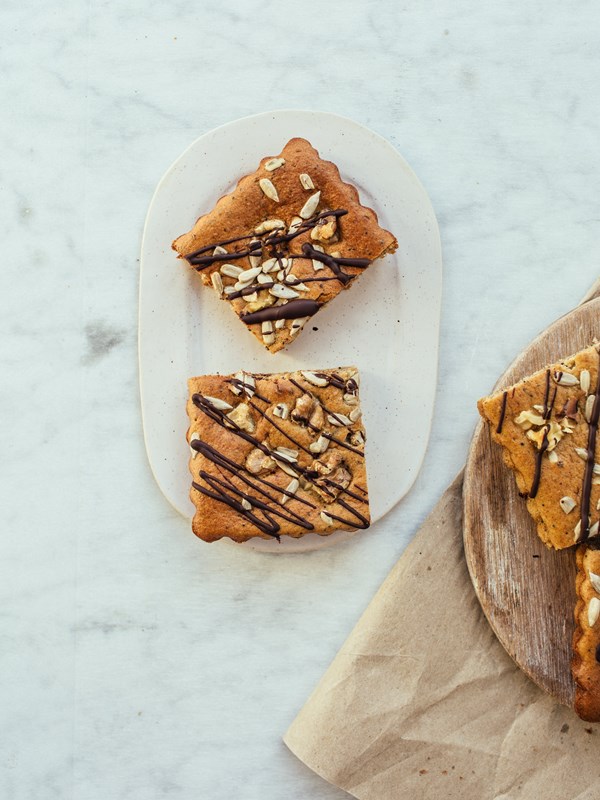 Nutty banana sheet cake