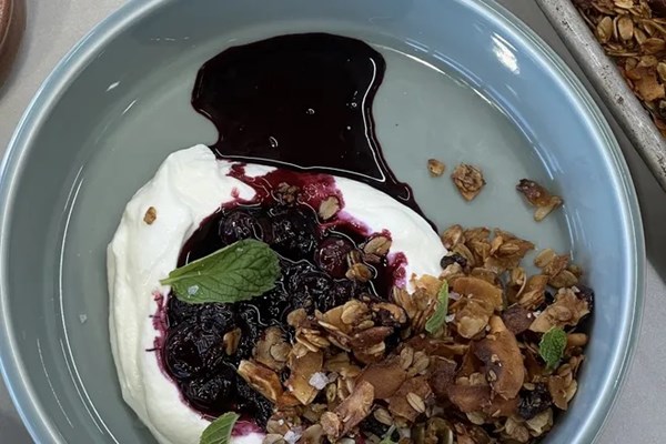 Nutty fennel granola with blueberry compote [Elena Besser]