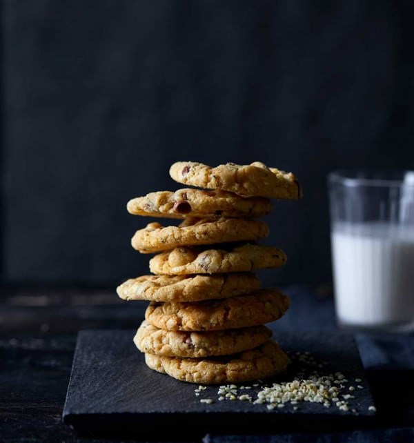 Nutty hemp choc cookies