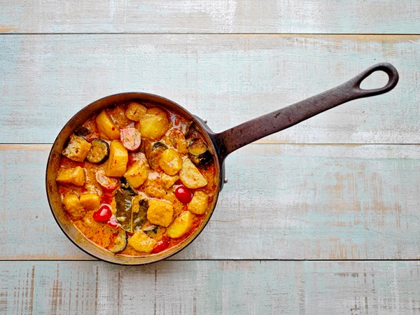 Nyonya potato & eggplant curry (Kari sayur Nyonya)