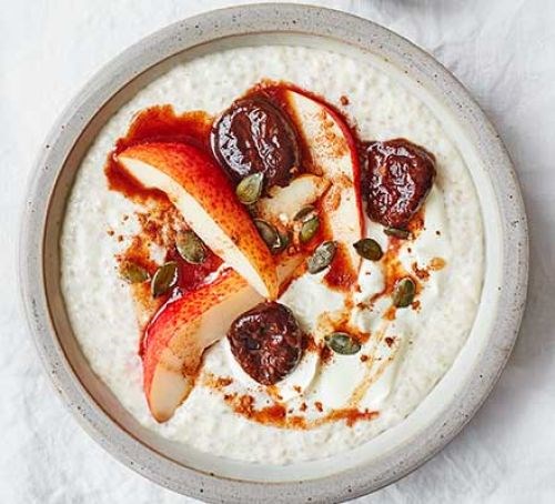 Oat & chia porridge with prunes 