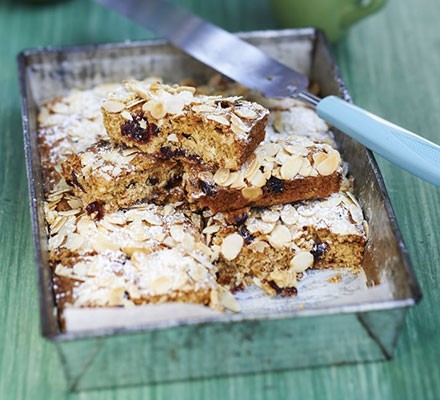 Oat & cranberry bars