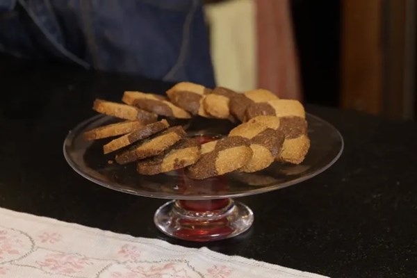 Oat flour & brown sugar Swedish checkerboard cookies (Schackrutor 2) 