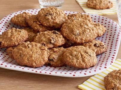 Oatiest oatmeal cookie