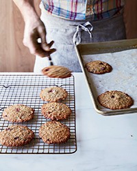 Oatmeal-cherry cookies