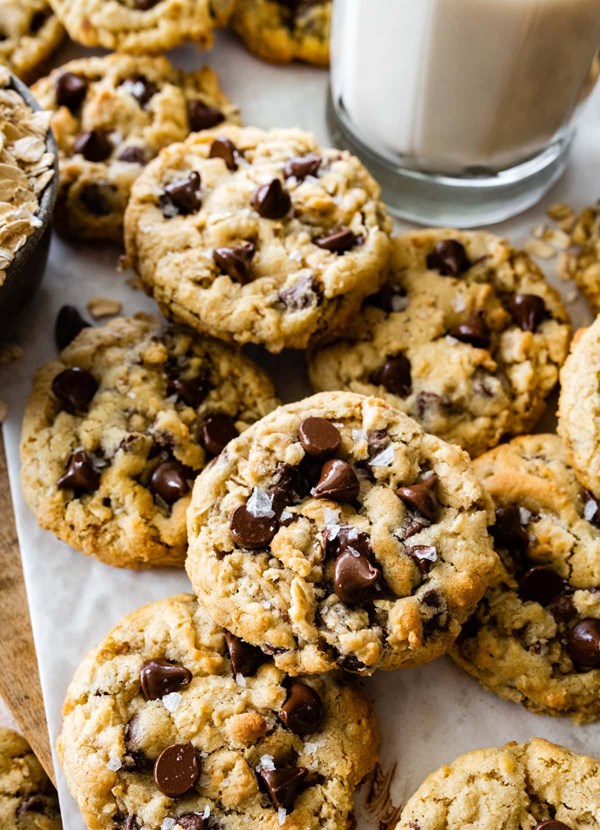 Oatmeal chocolate chip cookies