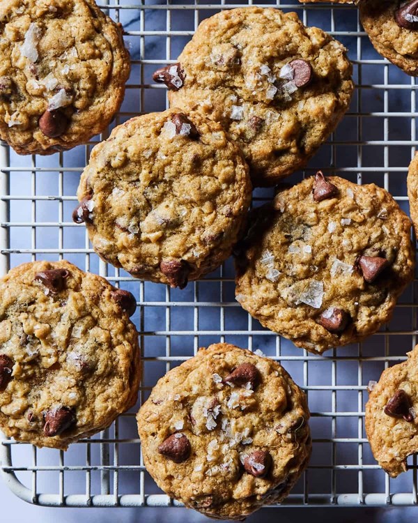 Oatmeal chocolate chip cookies